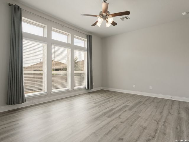 1154 THICKET LN, New Braunfels, TX 78132