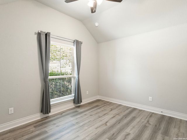 1154 THICKET LN, New Braunfels, TX 78132