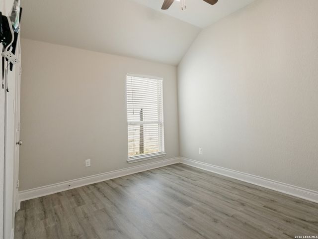 1154 THICKET LN, New Braunfels, TX 78132