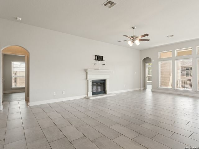 1154 THICKET LN, New Braunfels, TX 78132