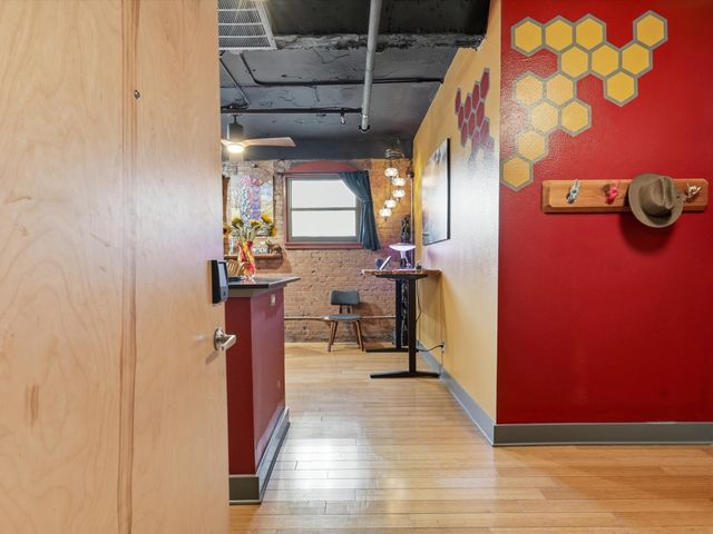 910 Houston Street 305, Fort Worth, TX 76102