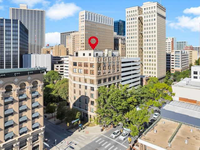910 Houston Street 305, Fort Worth, TX 76102