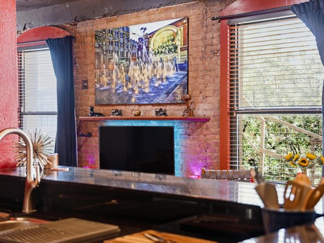 910 Houston Street 305, Fort Worth, TX 76102