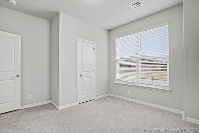 7311 E Oak Ridge Street, Broken Arrow, OK 74014