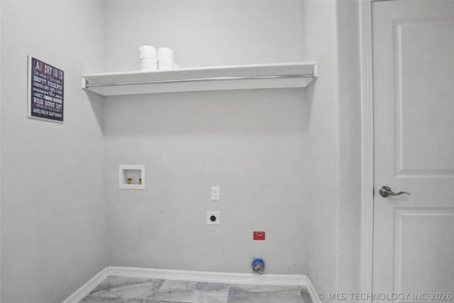 7311 E Oak Ridge Street, Broken Arrow, OK 74014