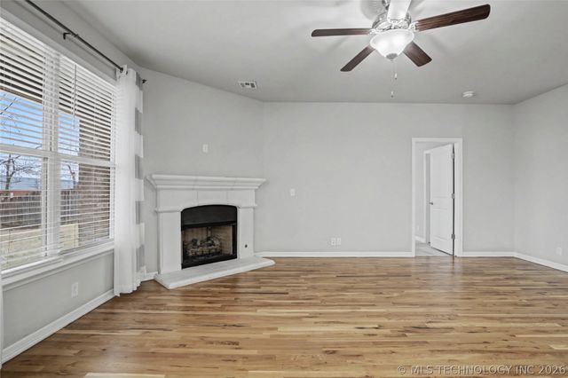 7311 E Oak Ridge Street, Broken Arrow, OK 74014