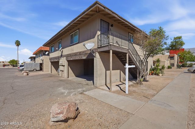 4756 E MORELAND Street, Phoenix, AZ 85008