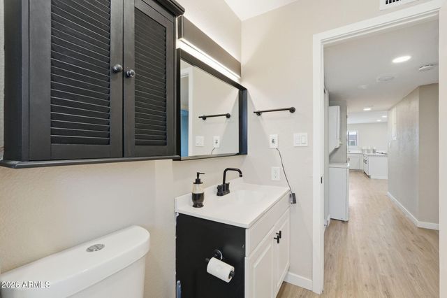 4756 E MORELAND Street, Phoenix, AZ 85008