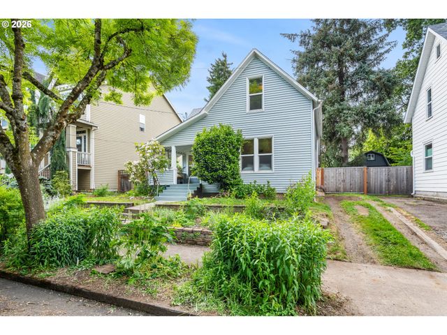 9039 N RICHMOND Ave, Portland, OR 97203