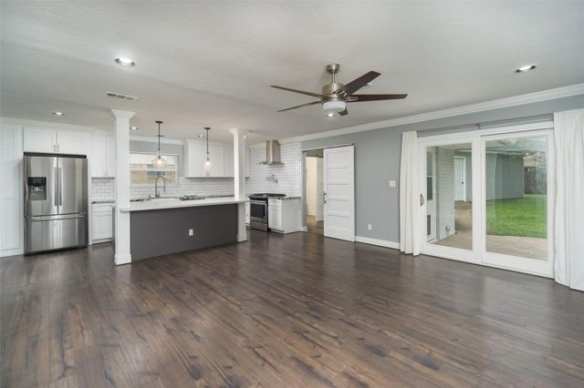 8326 Hazen Street, Houston, TX 77036