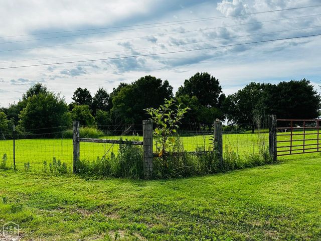 225 Jackson 252, Newport, AR 72112