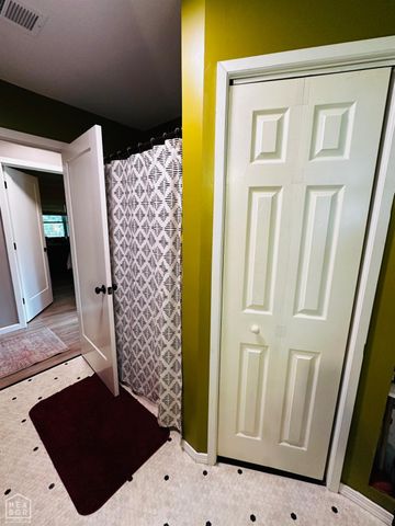 225 Jackson 252, Newport, AR 72112