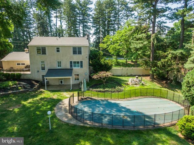 6113 W MILL RD, Flourtown, PA 19031