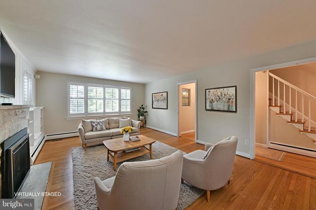 6113 W MILL RD, Flourtown, PA 19031
