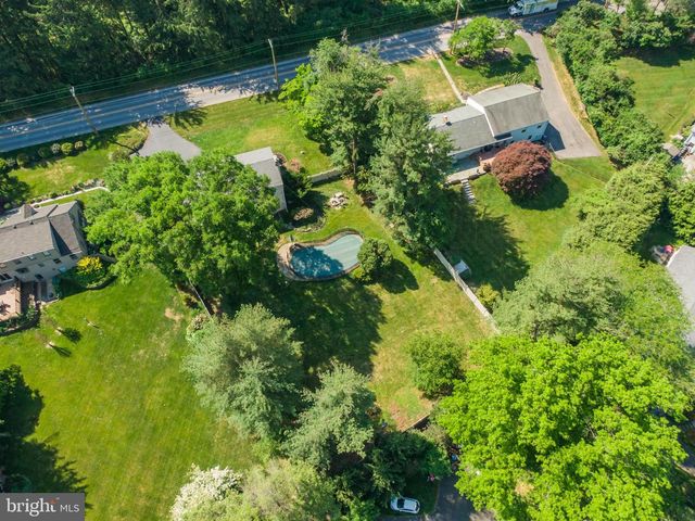 6113 W MILL RD, Flourtown, PA 19031
