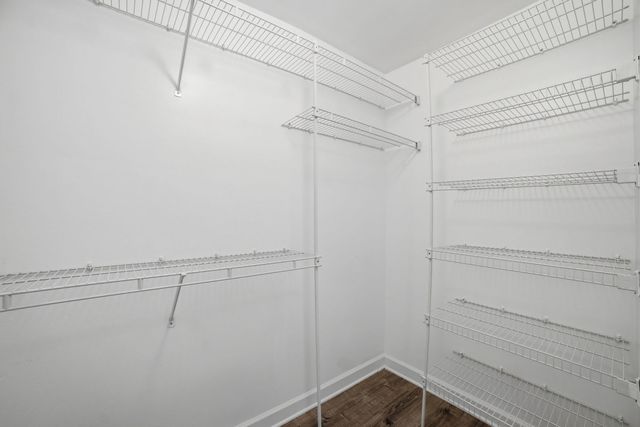655 W IRVING PARK Road 1704, Chicago, IL 60613
