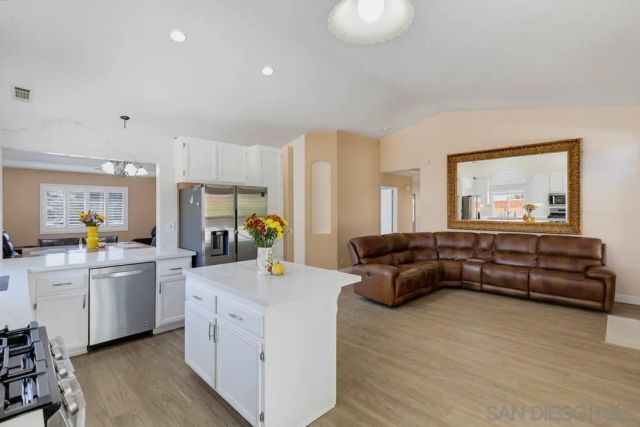 2420 Linda, Escondido, CA 92027