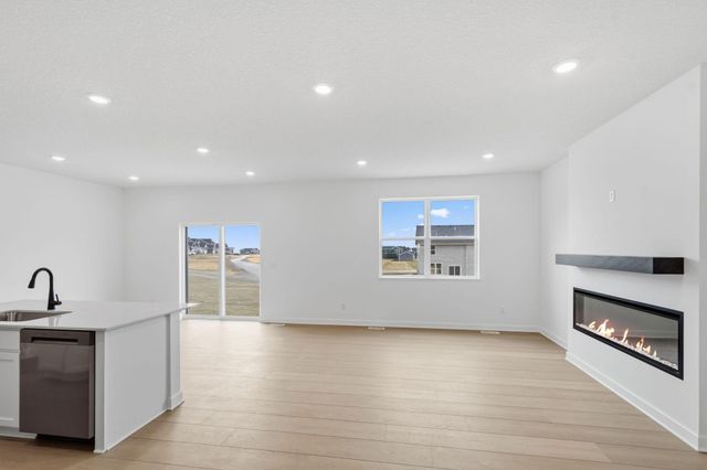 22385 Isla Way, Rogers, MN 55374