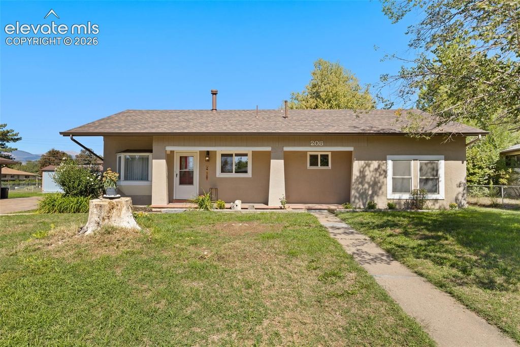 208 Grape Drive, Colorado Springs, CO 80911 — exterior