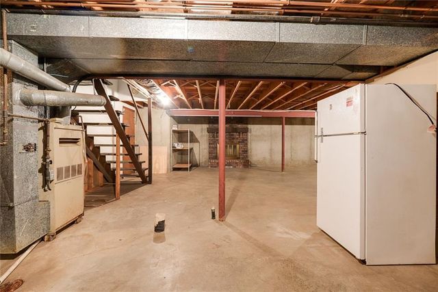 1104 SW MIC-O-SAY Drive, Blue Springs, MO 64015