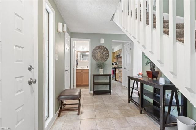1340 Cypress Pl, Chesapeake, VA 23320