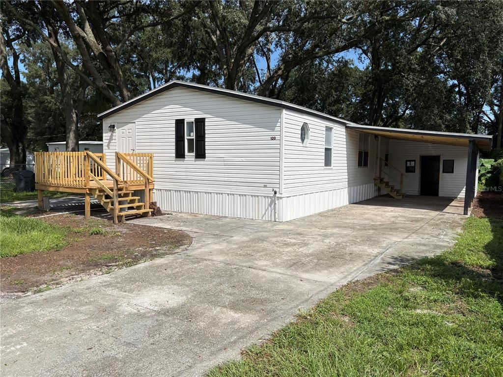 120 CLEARWATER COURT, Polk City, FL 33868