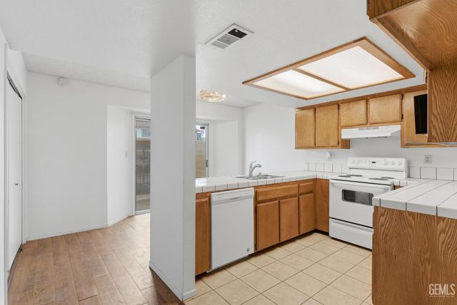 4600 Beechwood Street 55, Bakersfield, CA 93309