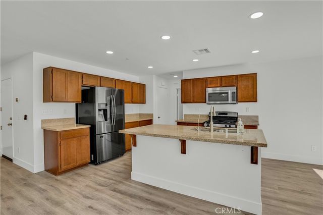 34248 Woodmont, Lake Elsinore, CA 92532