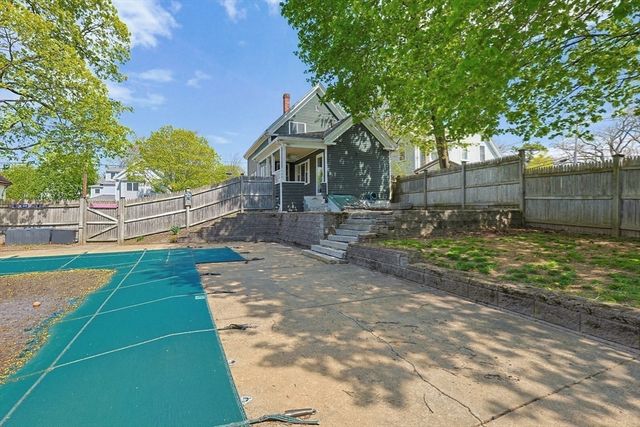 107 E. Water Street, Rockland, MA 02370