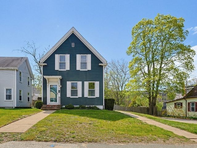 107 E. Water Street, Rockland, MA 02370
