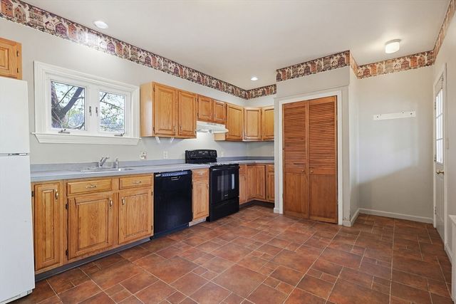 107 E. Water Street, Rockland, MA 02370