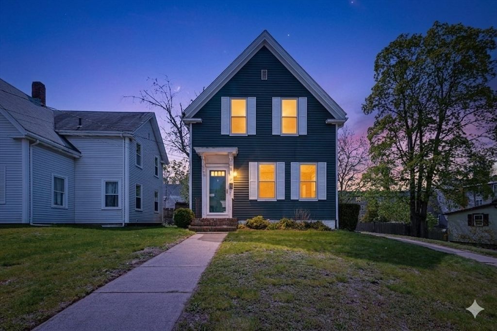 107 E. Water Street, Rockland, MA 02370