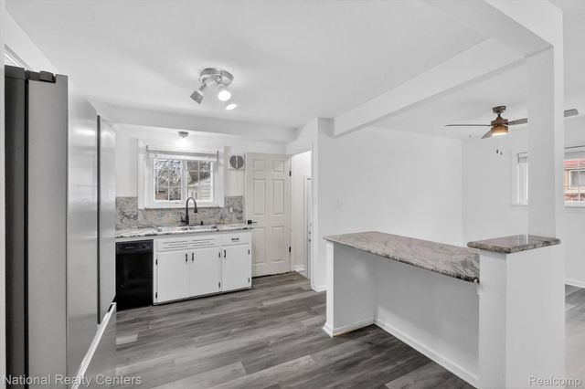 26254 Cathedral, Redford Charter Township, MI 48239