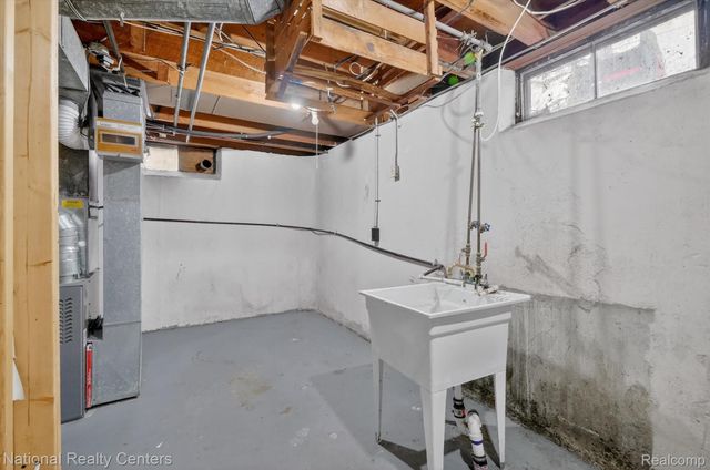 26254 Cathedral, Redford Charter Township, MI 48239