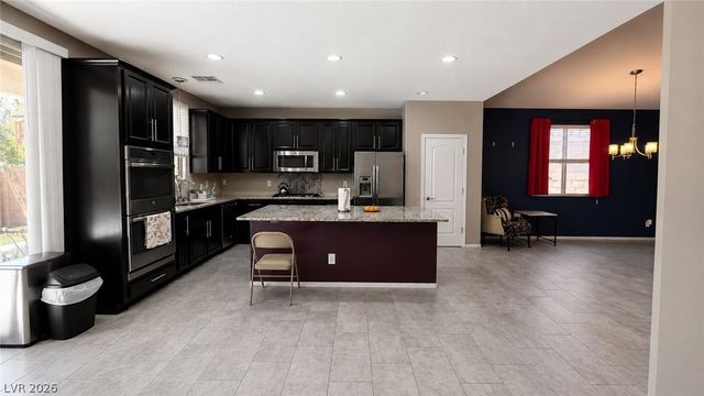 7455 Rainford Street, Las Vegas, NV 89148