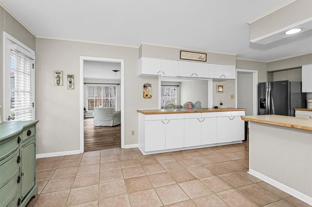 215 Neal Road, Wharton, TX 77488