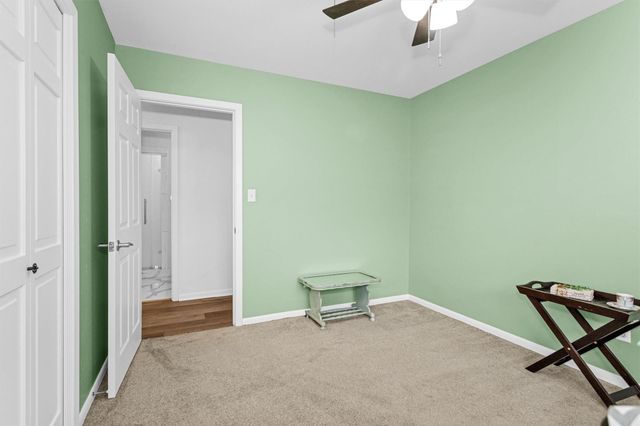 215 Neal Road, Wharton, TX 77488