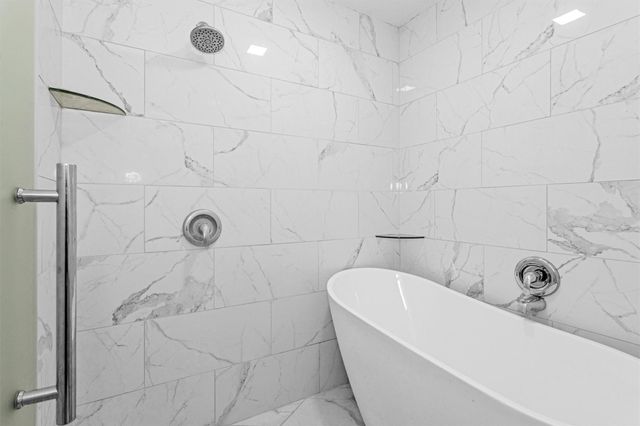 215 Neal Road, Wharton, TX 77488