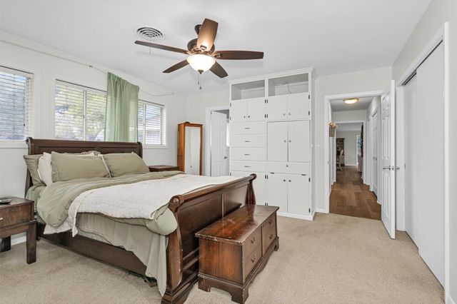 215 Neal Road, Wharton, TX 77488