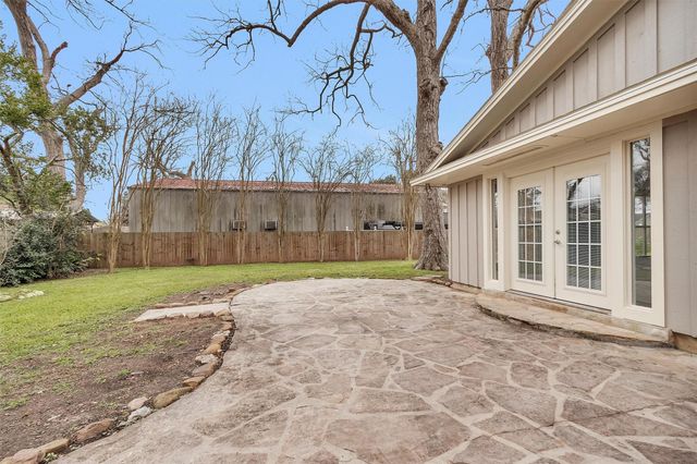 215 Neal Road, Wharton, TX 77488