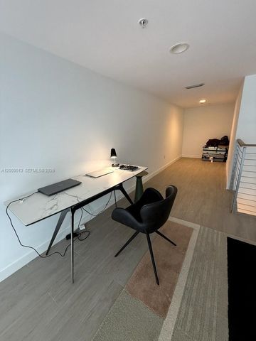 1111 SW 1ST AVE TH-14, Miami, FL 33130