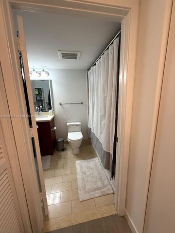 1111 SW 1ST AVE TH-14, Miami, FL 33130