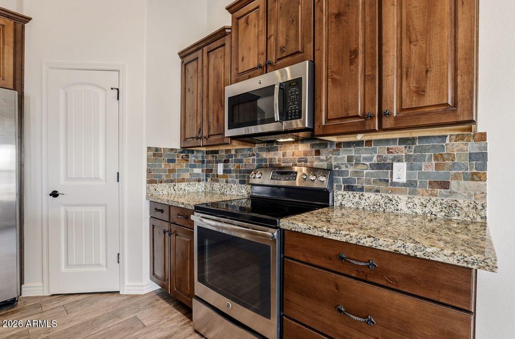 Image 17 of property listing at 15724 E Cavedale Drive, Scottsdale, AZ 85262