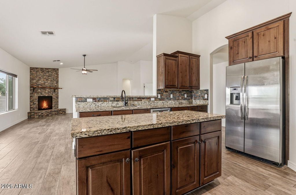 Image 18 of property listing at 15724 E Cavedale Drive, Scottsdale, AZ 85262