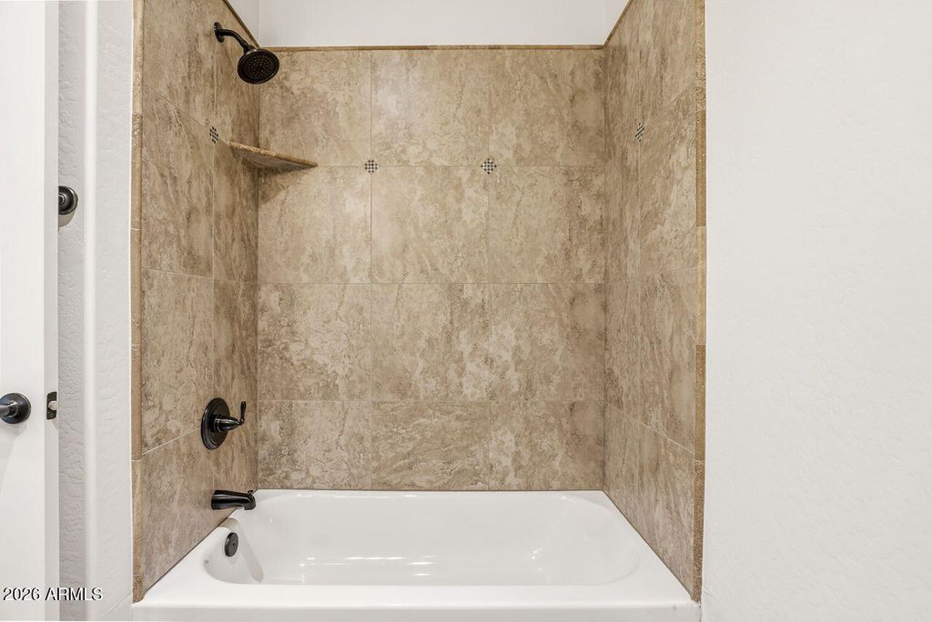 Image 25 of property listing at 15724 E Cavedale Drive, Scottsdale, AZ 85262