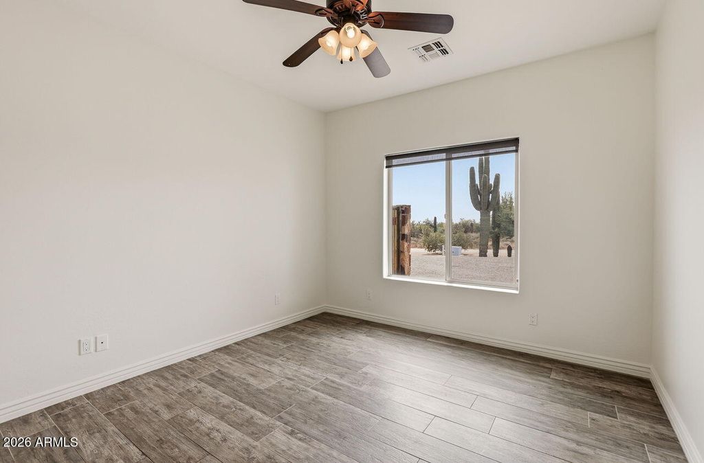 Image 26 of property listing at 15724 E Cavedale Drive, Scottsdale, AZ 85262