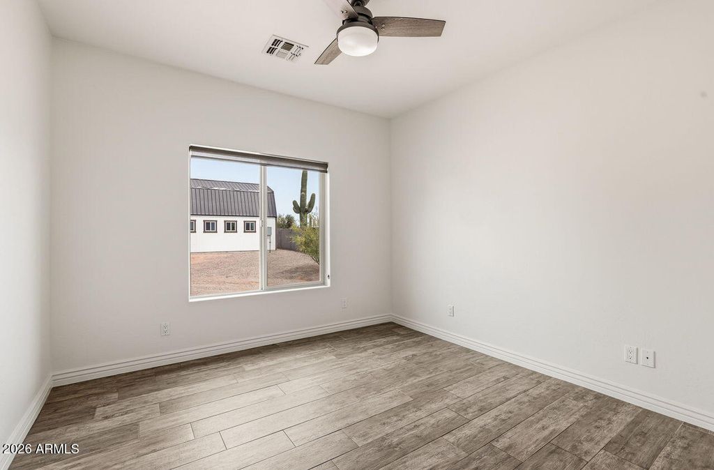 Image 31 of property listing at 15724 E Cavedale Drive, Scottsdale, AZ 85262