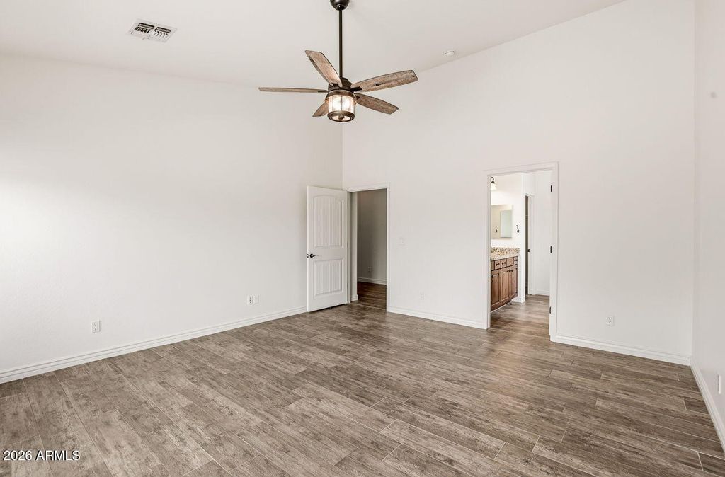 Image 36 of property listing at 15724 E Cavedale Drive, Scottsdale, AZ 85262