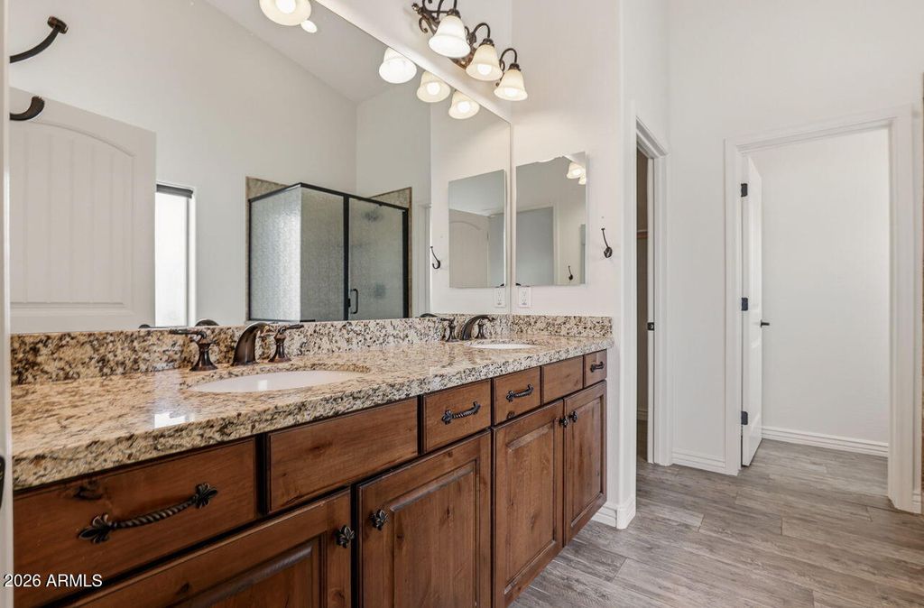 Image 38 of property listing at 15724 E Cavedale Drive, Scottsdale, AZ 85262