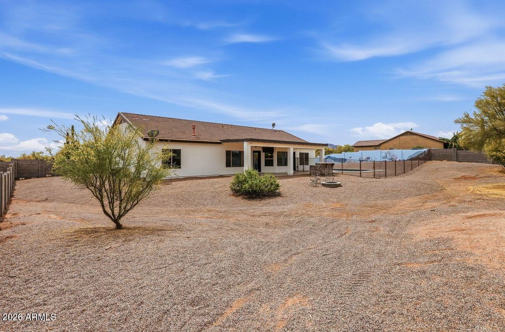 Image 64 of property listing at 15724 E Cavedale Drive, Scottsdale, AZ 85262